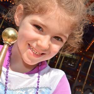 Meet your Posher, Sofia drew